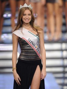 Miss Italia: vince la 19enne siciliana Giulia Arena