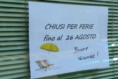 Lavorare a Ferragosto è obbligatorio? Ecco cosa dice la legge