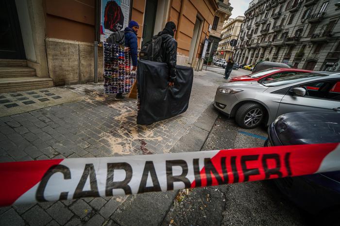 Napoli, 16enne ucciso durante rapina a carabiniere: fermato il complice