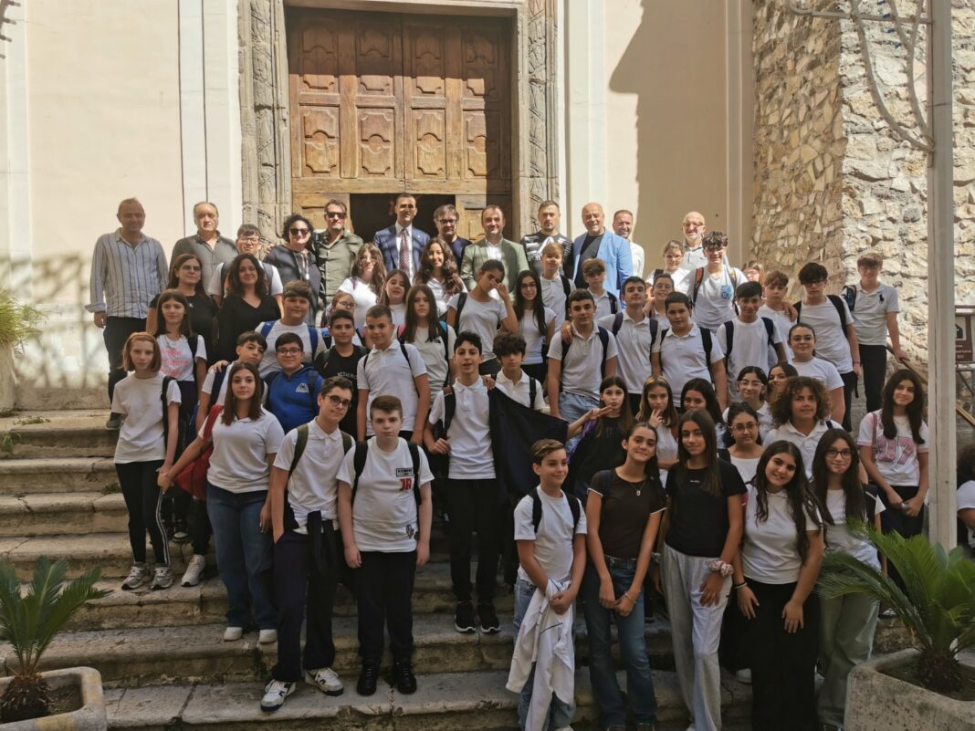 Visciano apre la tre giorni su sport, legalità e inclusione: scuole protagoniste al convegno Visciano apre la tre giorni su sport, legalità e inclusione: scuole protagoniste al convegno