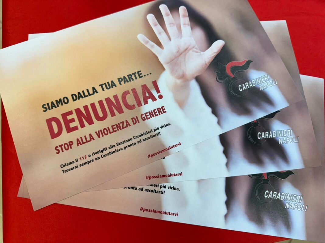 Casandrino, si arrampica sul balcone della ex e le toglie la corrente: arrestato stalker Casandrino, si arrampica sul balcone della ex e le toglie la corrente: arrestato stalker